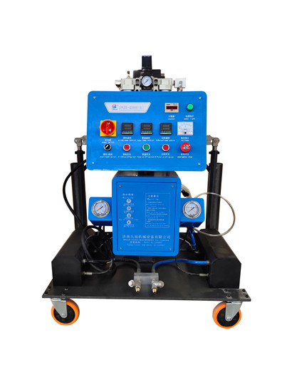 聚氨酯噴涂設(shè)備JNJX-Q2600(K)(圖1)