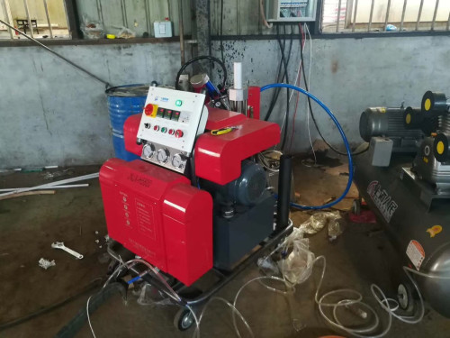 罐體內壁防腐噴涂